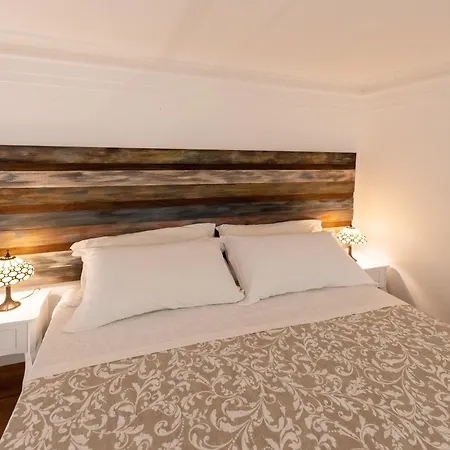 Donna Fortuna Guest house